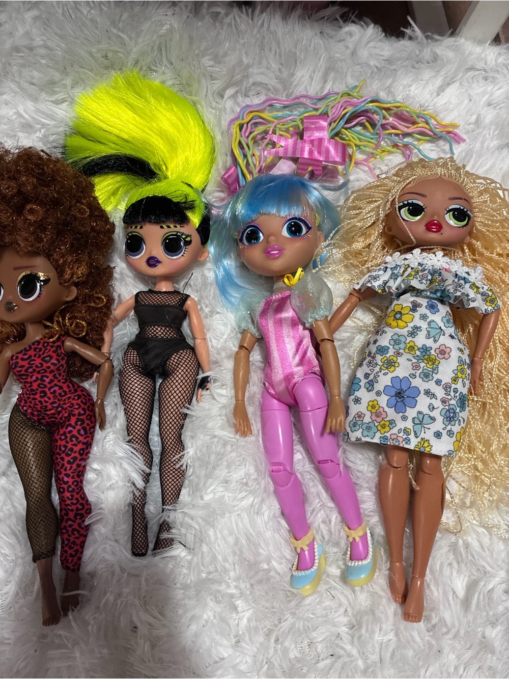 LOL OMG Doll bundle